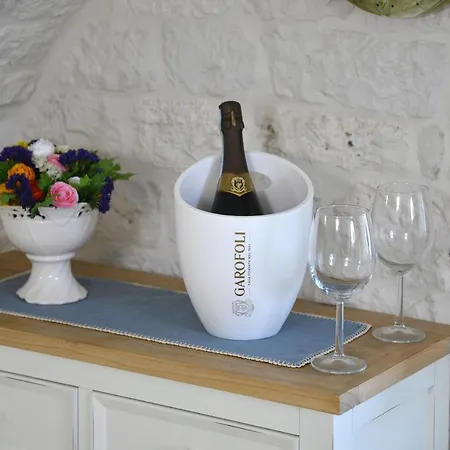 Attico Cinquantasei 3* צ'יסטרנינו