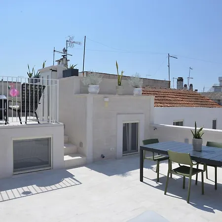 Attico Cinquantasei צ'יסטרנינו